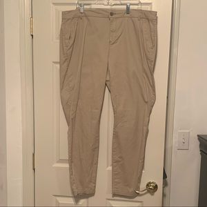 Khaki skinny pants
